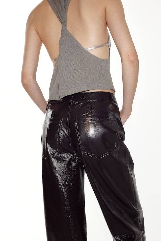 HM Straight coated trousers Rabatt