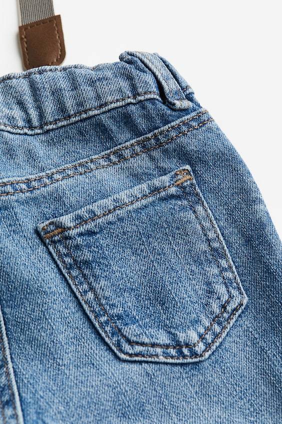 HM Jeans mit Hosenträgern Blitzangebot