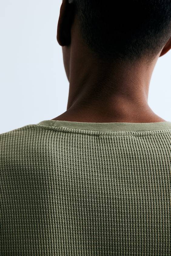 HM Shirt aus Waffeljersey in Slim Fit Fabrik Onlineshop