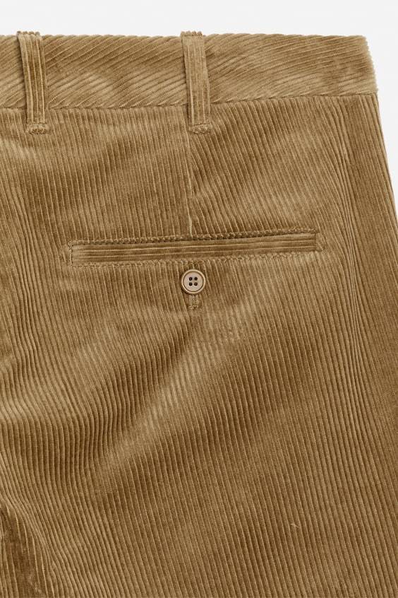 HM Gerade geschnittene Chinohose aus Cord Outlet