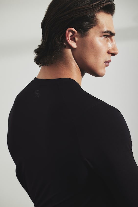 HM Muscle Fit sports top in DryMove™ Letzte 2 Tage