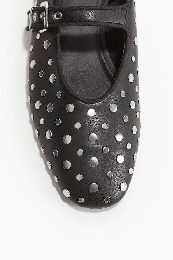 HM Ballerinas im Mary-Jane-Stil mit Nieten Muttertagsangebot