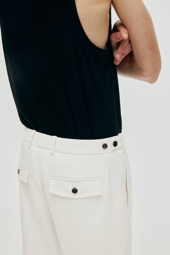 HM Knöchelhose Regular Fit zollfrei