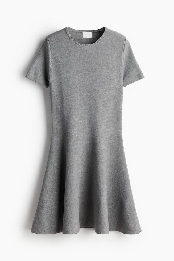 HM Ausgestelltes Kleid Heißer Verkauf