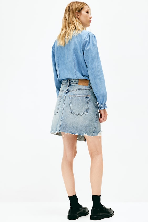 HM Denimbluse mit Volants Kauf eins, bekomm eins gratis