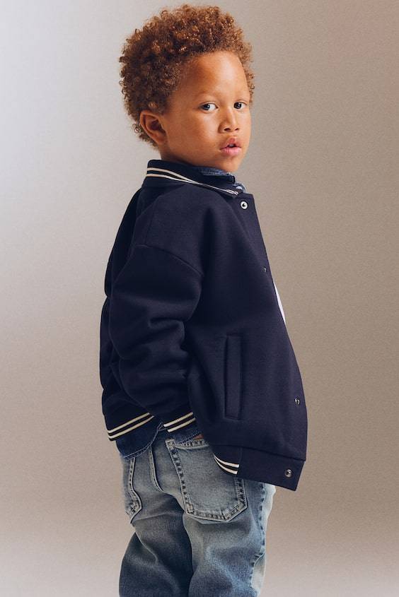 HM Relaxed Tapered Fit Jeans Nur für heute