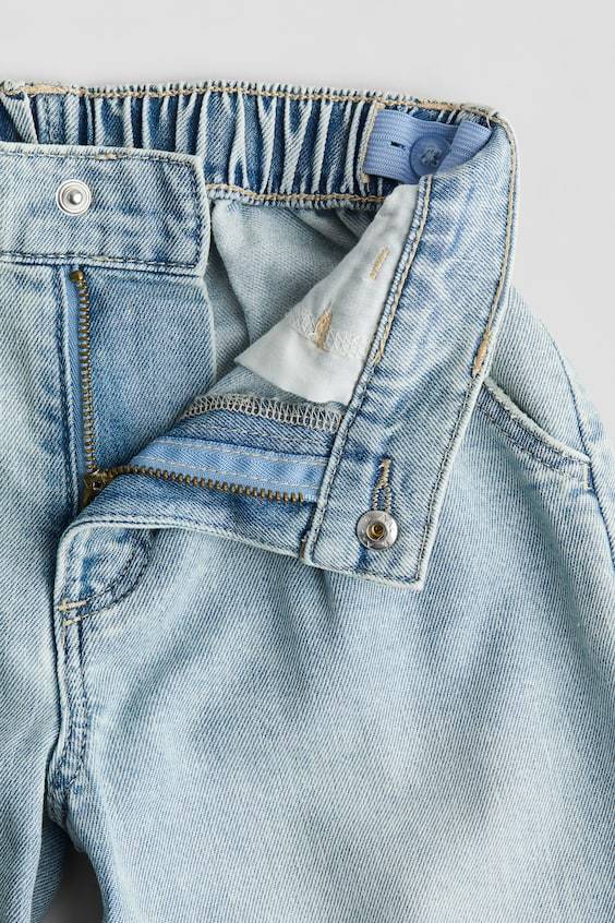 HM Loose Fit Jeans Im Verkauf