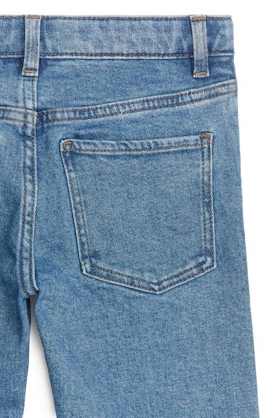 HM Regular-Jeans mit Stretch-Anteil Exklusivangebot