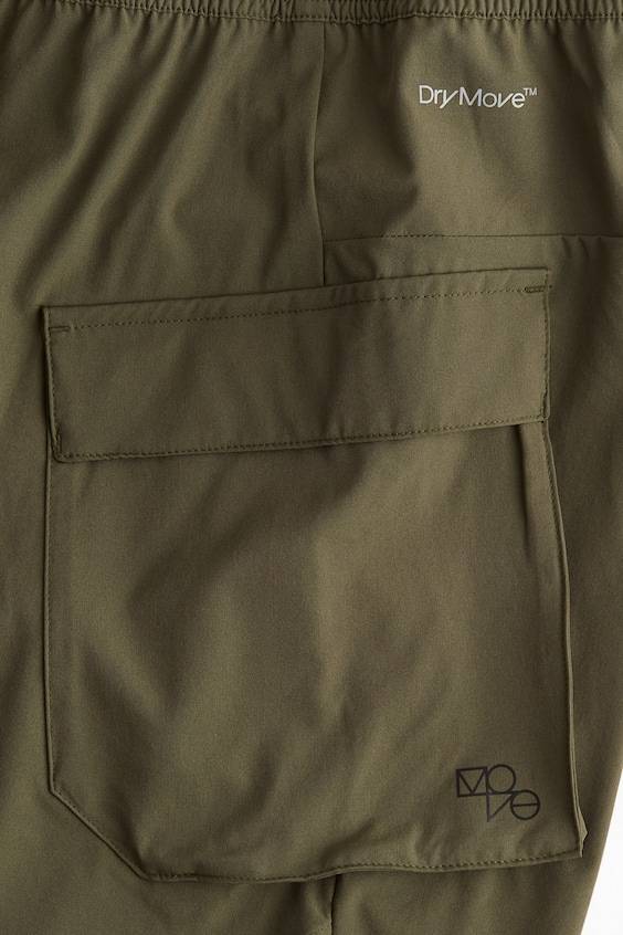 HM DryMove™ Cargo-Sportshorts Großer Ausverkauf