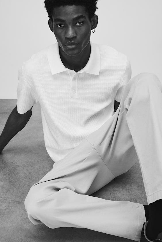 HM Poloshirt mit Struktur in Regular Fit Weihnachtsangebot