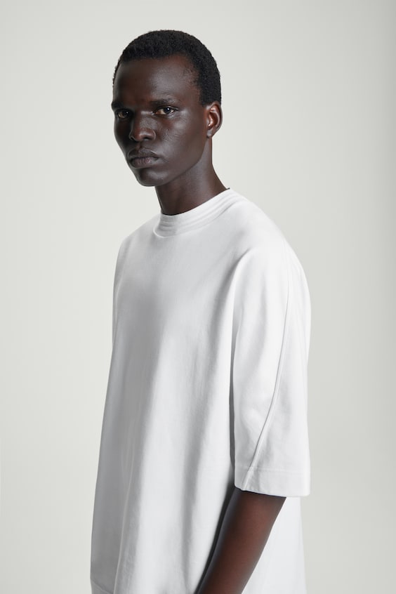 HM GEWICHTIGES OVERSIZED-T-SHIRT MIT KRAGEN Vatertagsangebot