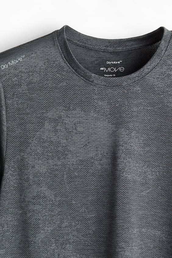HM DryMove™ Sportshirt Cyber Monday