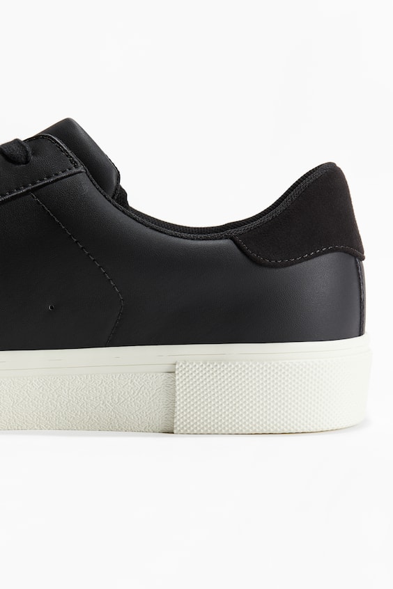 HM Sneaker Riesige Ersparnisse