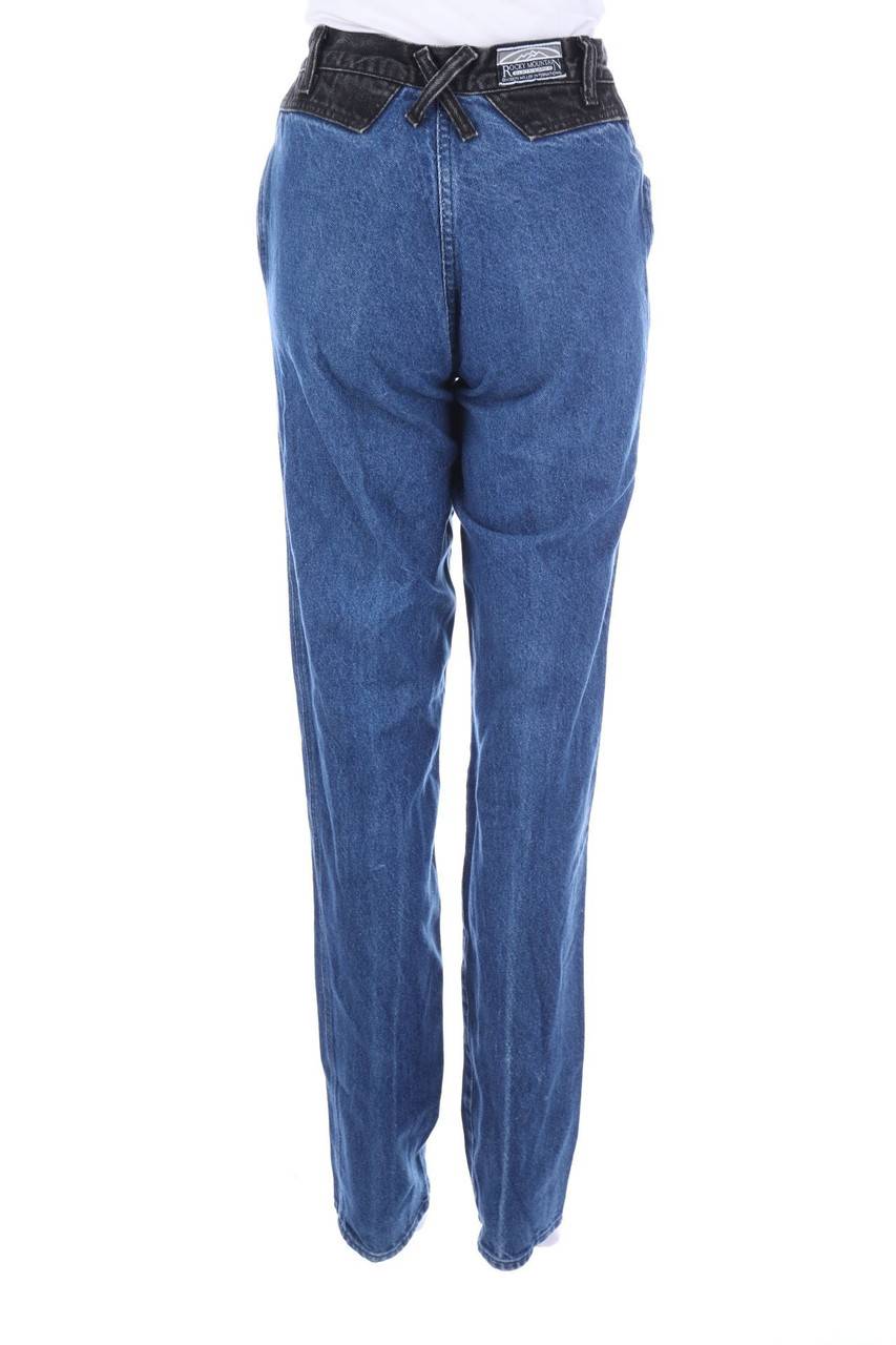 Carou ROCKIES Raw Denim Straight Cut Jeans mit Logo-Patch Riesige Rabatte