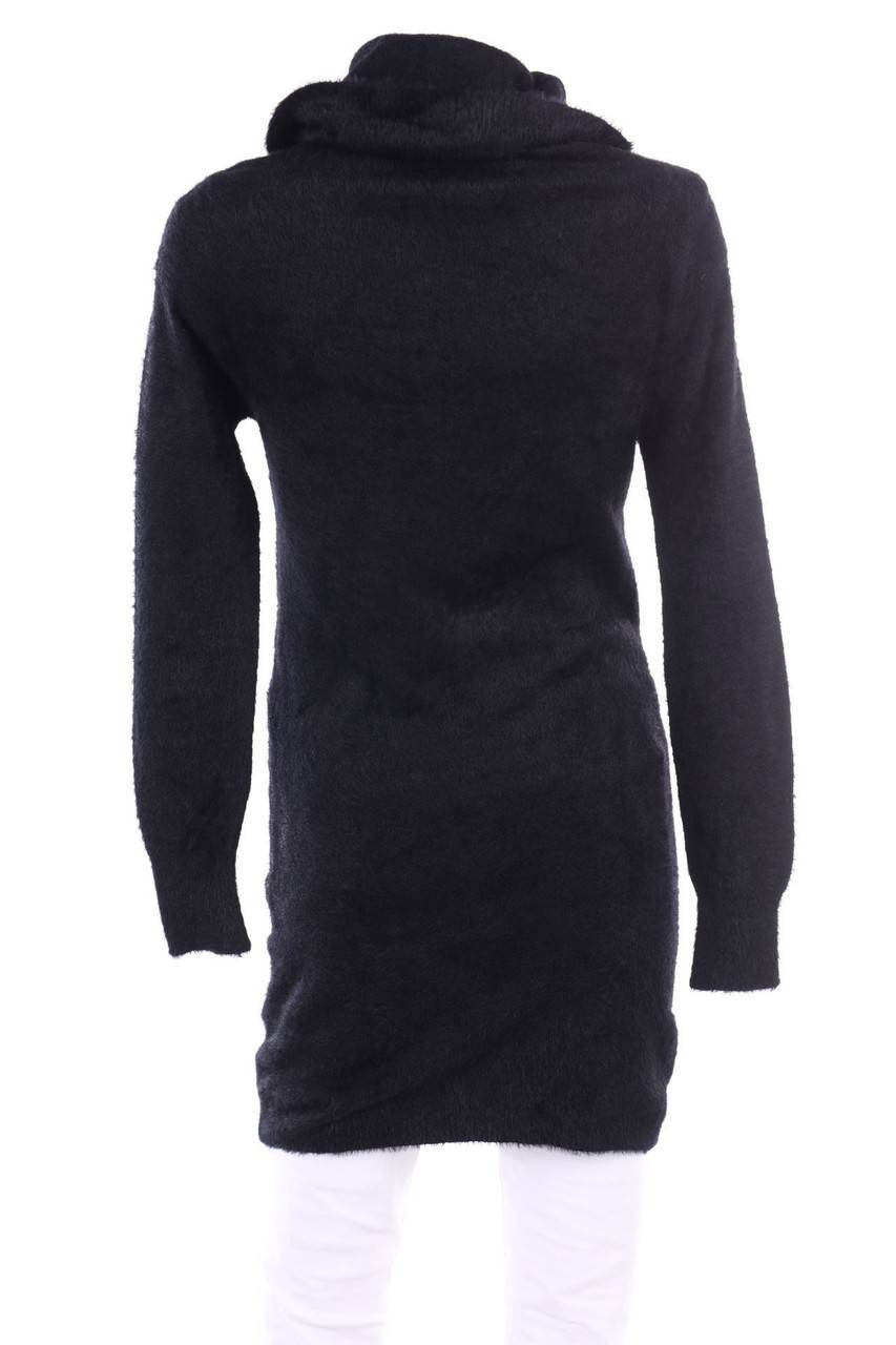 Carou Ohne Label Strickkleid mit Rollkragen Letzter Tag