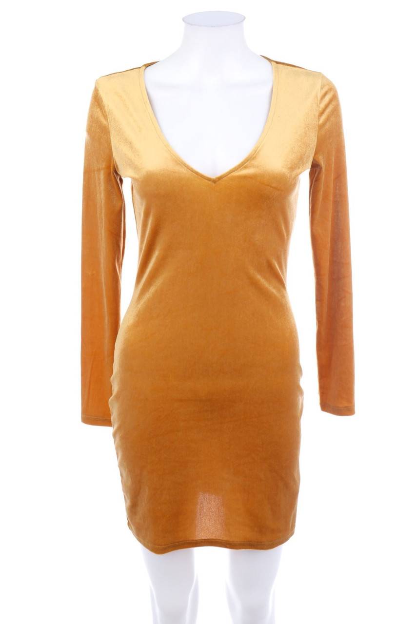 Carou H&M DIVIDED Samt-Kleid Bis zu 65% Rabatt