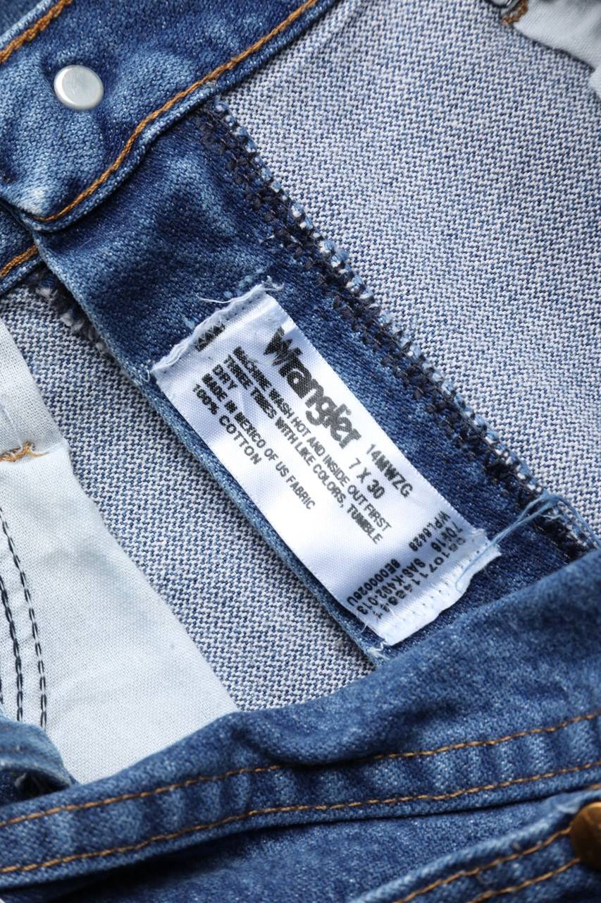 Carou WRANGLER Raw Denim Straight Cut Jeans mit Logo-Patch Discount Store für neue Produkte