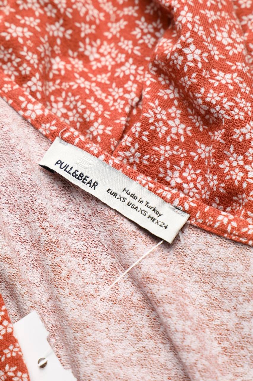 Carou PULL&BEAR Kurzarm-Kleid mit floralem Muster Im Verkauf