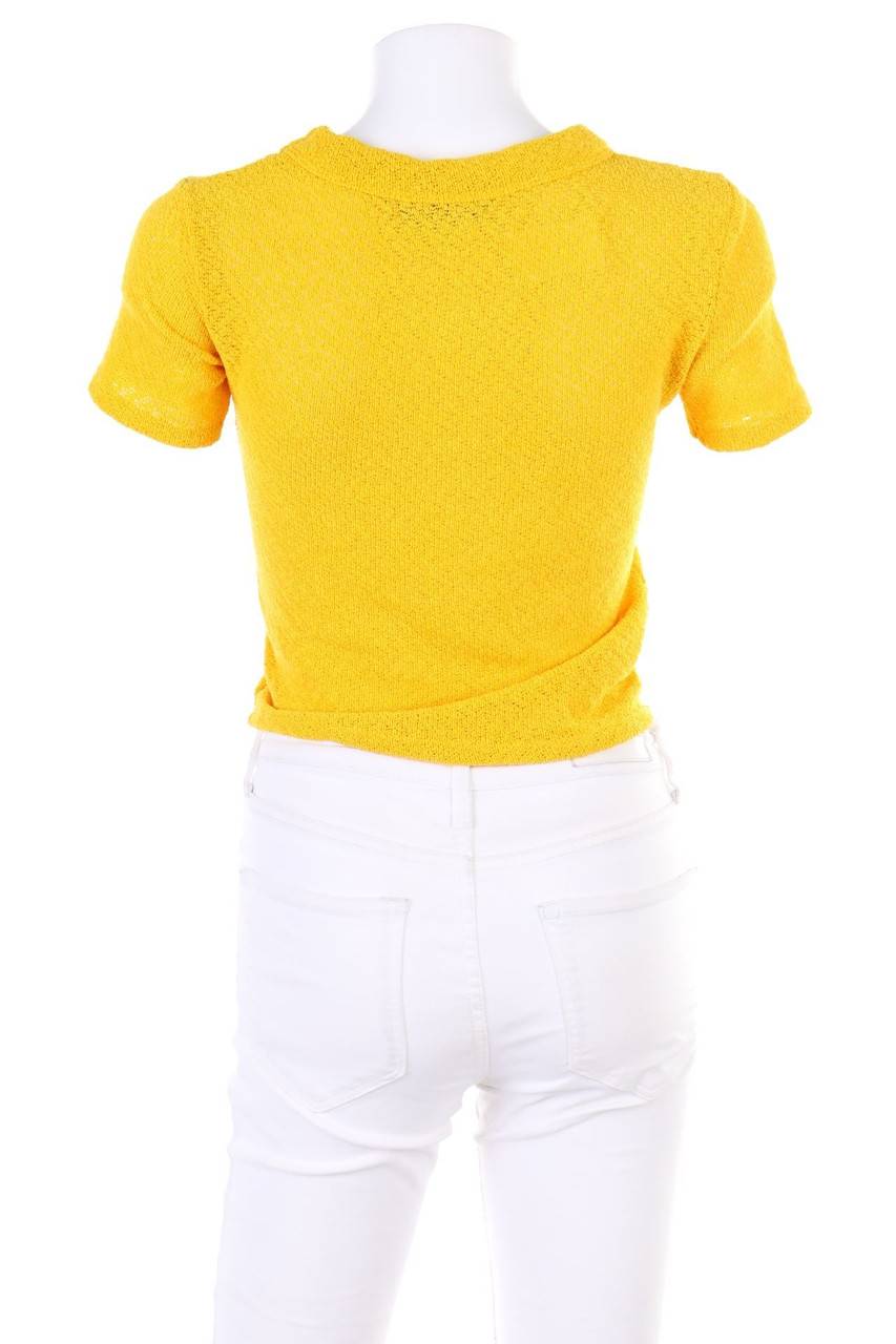 Carou Bershka Kurzarm-Shirt Begrenztes Angebot