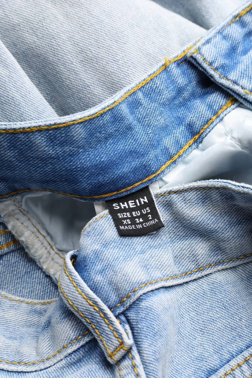 Carou SHEIN Used Look Straight Cut Jeans Osterangebot