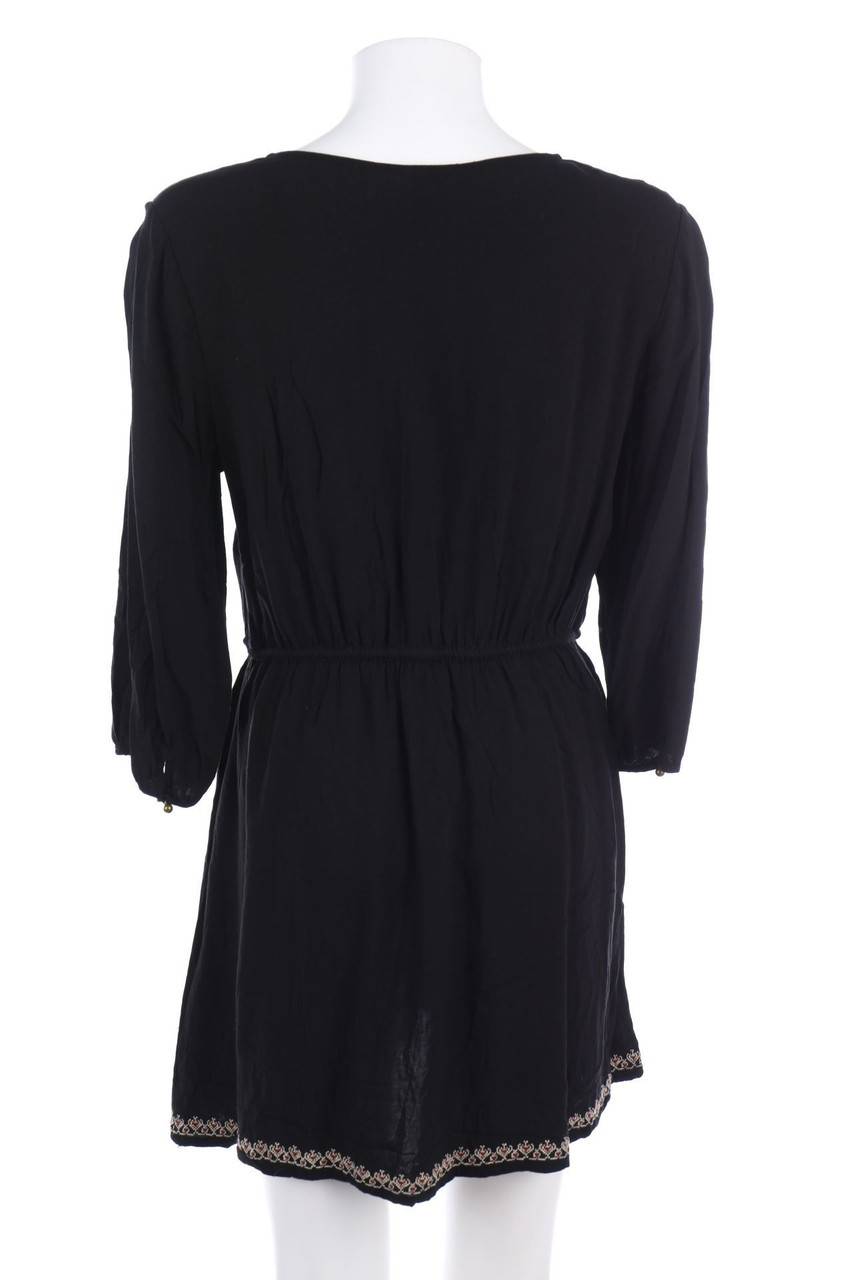 Carou FOREVER 21 Kleid mit Stickereien Online Outlet