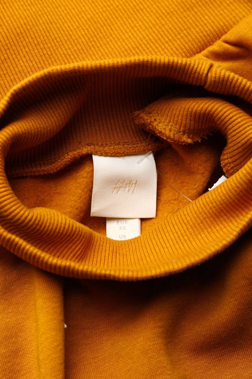 Carou H&M Sweatshirt mit Statement-Print Heißer Verkauf