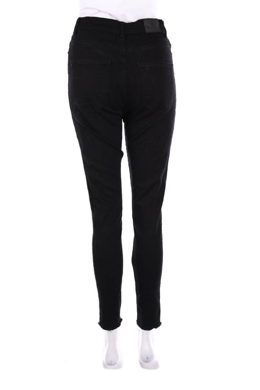 Carou ZARA Skinny-Jeans mit Applikationen Neueste Mode