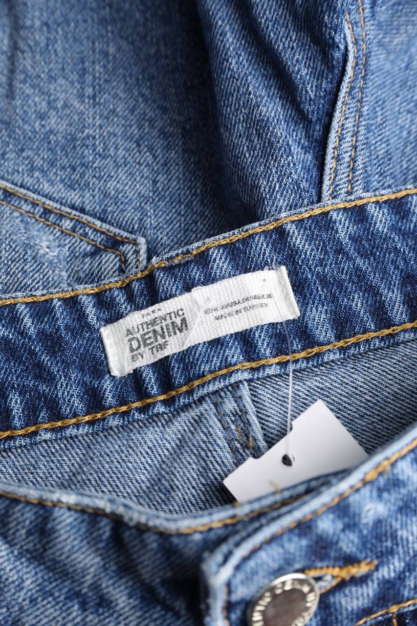 Carou ZARA DENIM Destroyed Jeans-Shorts Rabatte dieses Monats