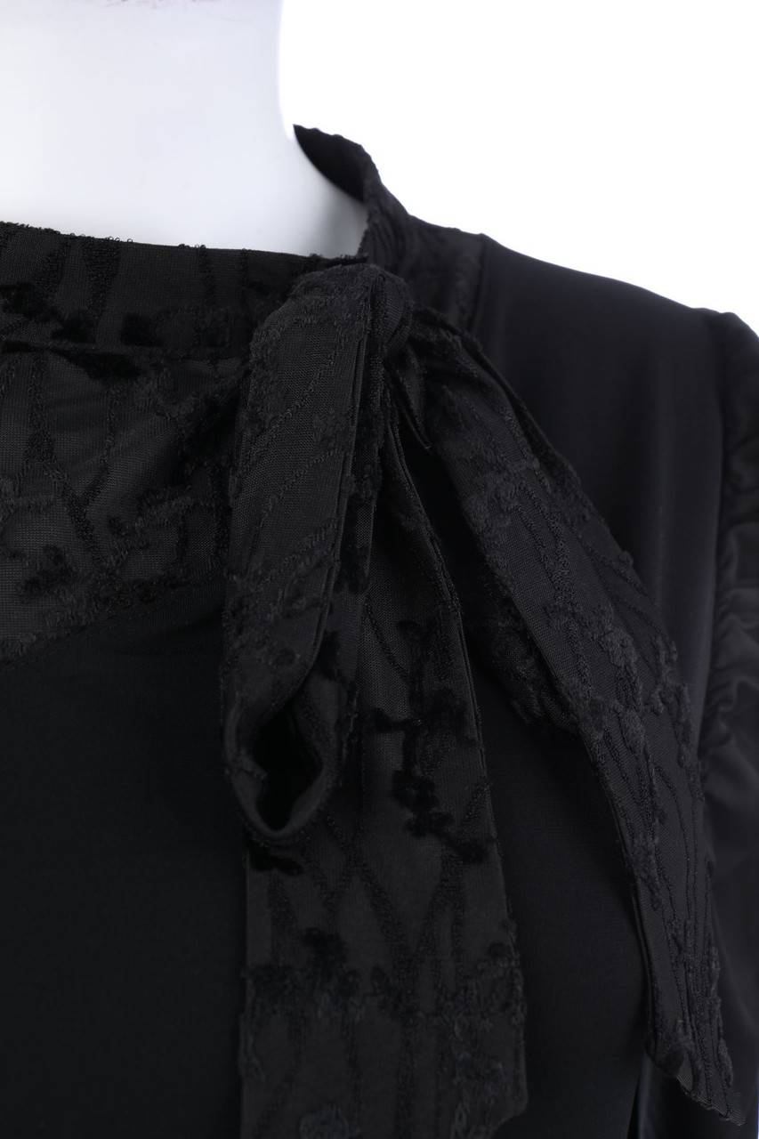 Carou orsay Longsleeve-Shirt mit floralem Muster mit Schleife Black Friday Preise