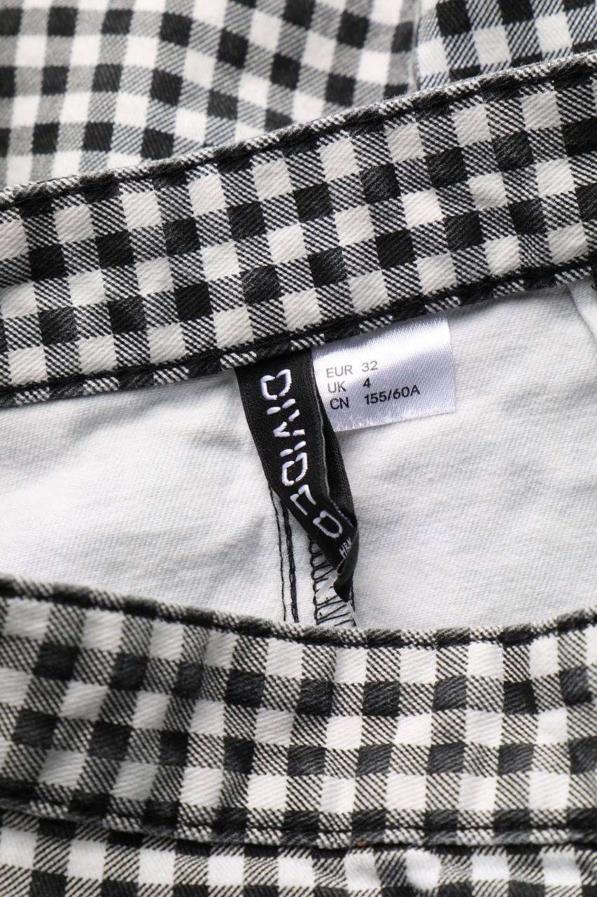 Carou H&M DIVIDED Karo-Minirock mit Knöpfen Online