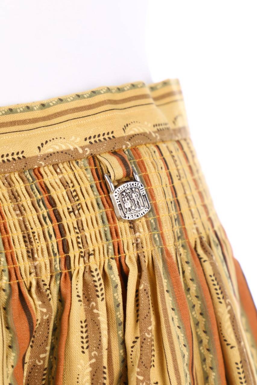 Carou HAMMERSCHMID Vintage-Midirock mit Streifen Sonderangebote