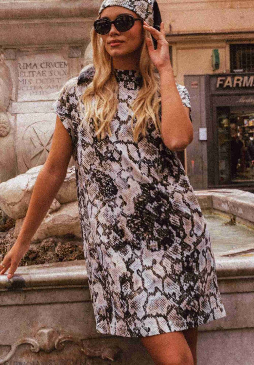 Lovjoi Dress FJELA Begrenzt auf 3 Tage