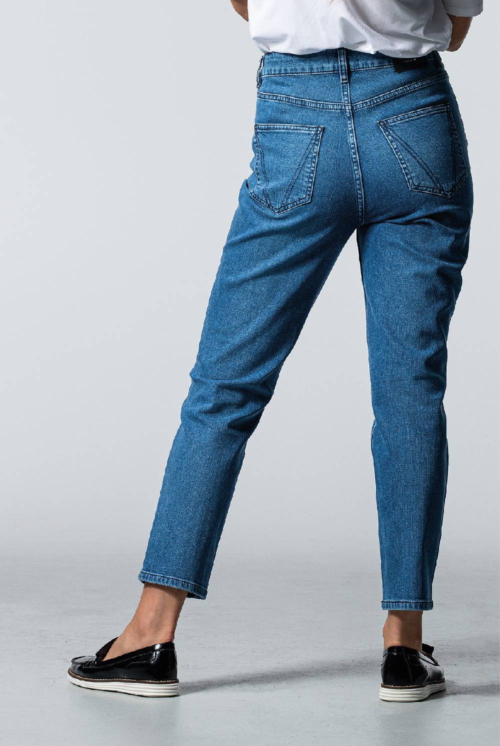 Lovjoi Mom Jeans CARPINE Blue Denim Preisnachlass