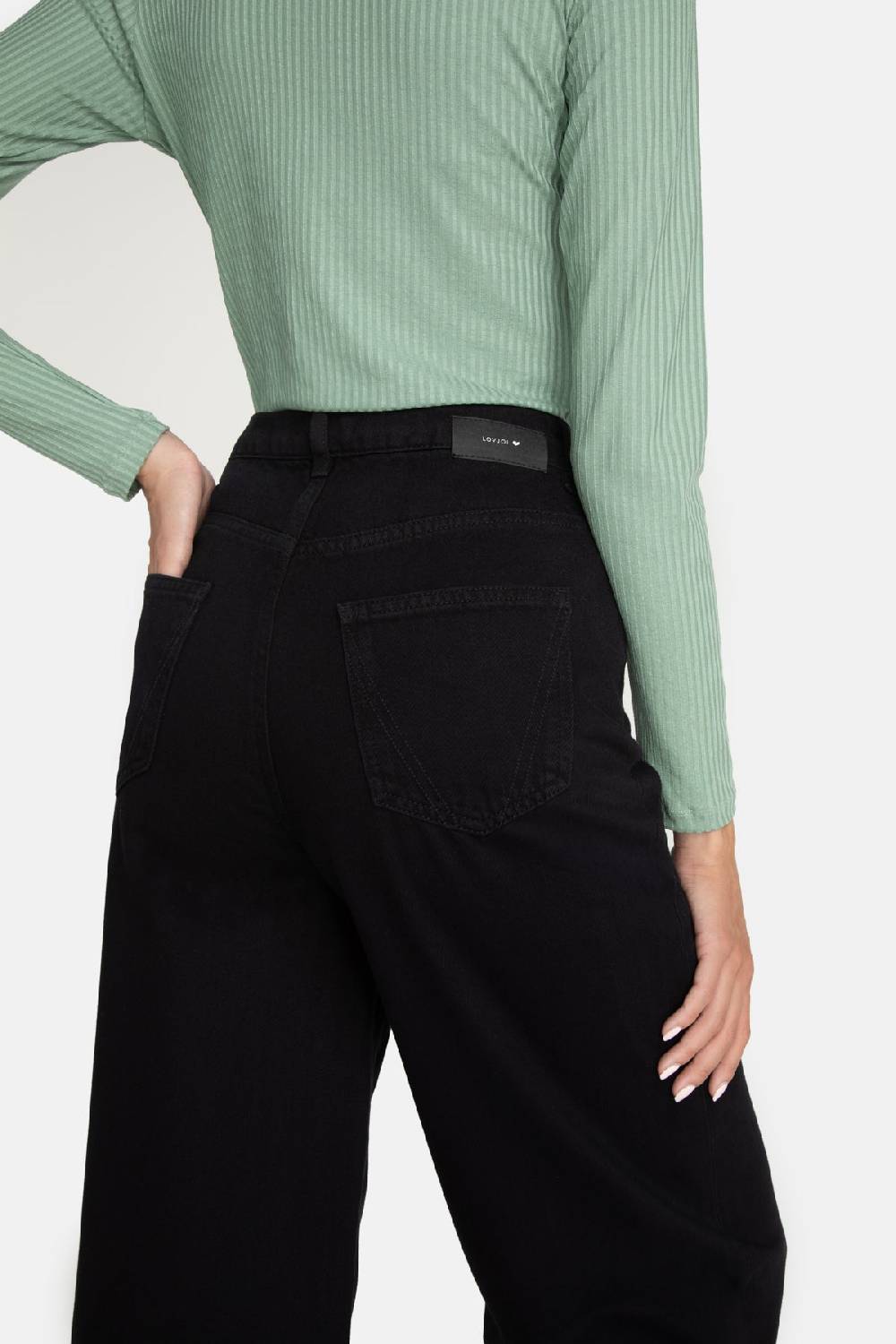 Lovjoi Wide Cropped Jeans BARLERIA Black Overdyed Saisonschlussverkauf