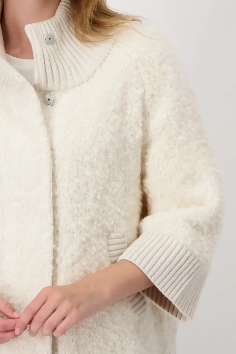Monari Boucle Cape Super Rabatt