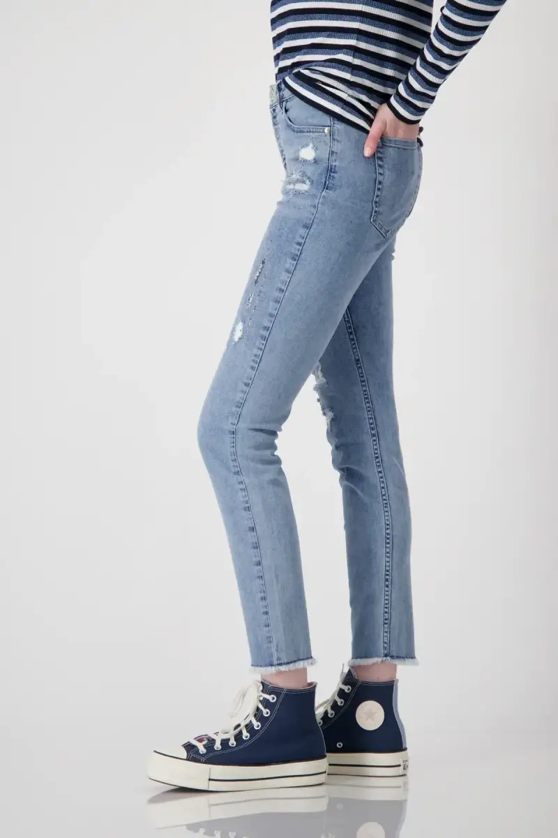 Monari Jeans mit Rissen und Schmuck Lagerräumung