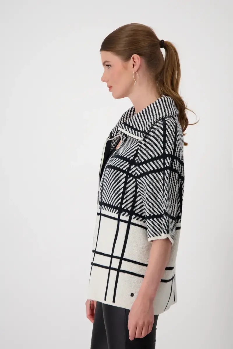 Monari Strickcape Karo Neueste Mode
