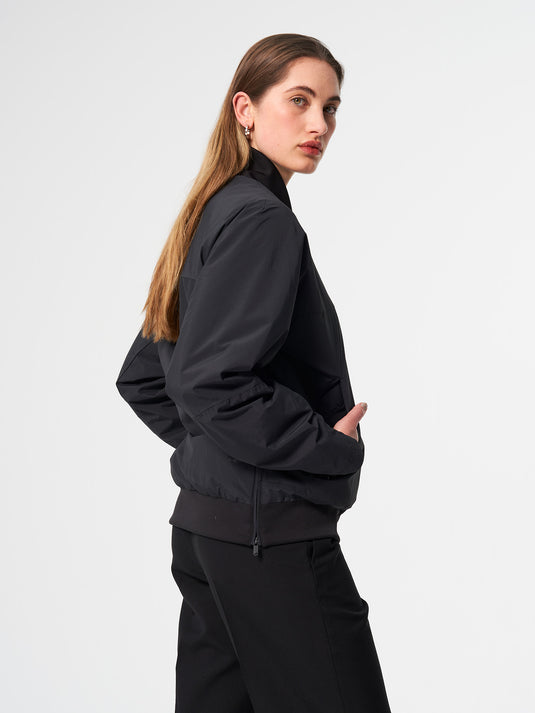Pinqponq Light Bomber Jacket - Peat Black (Unisex) Zeitbegrenzte Promotion
