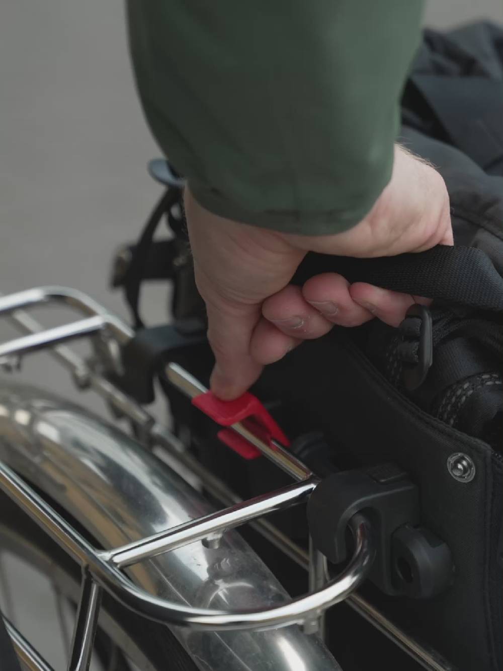 Pinqponq Komut Medium Bike - Pure Black Muttertagsangebot