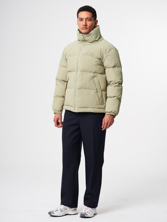 Pinqponq Puffer Jacket - Reed Olive (Unisex) Saisonale Angebote
