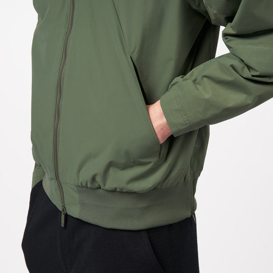Pinqponq Light Bomber Jacket - Forester Olive (Unisex) Vierteljährliche Förderung