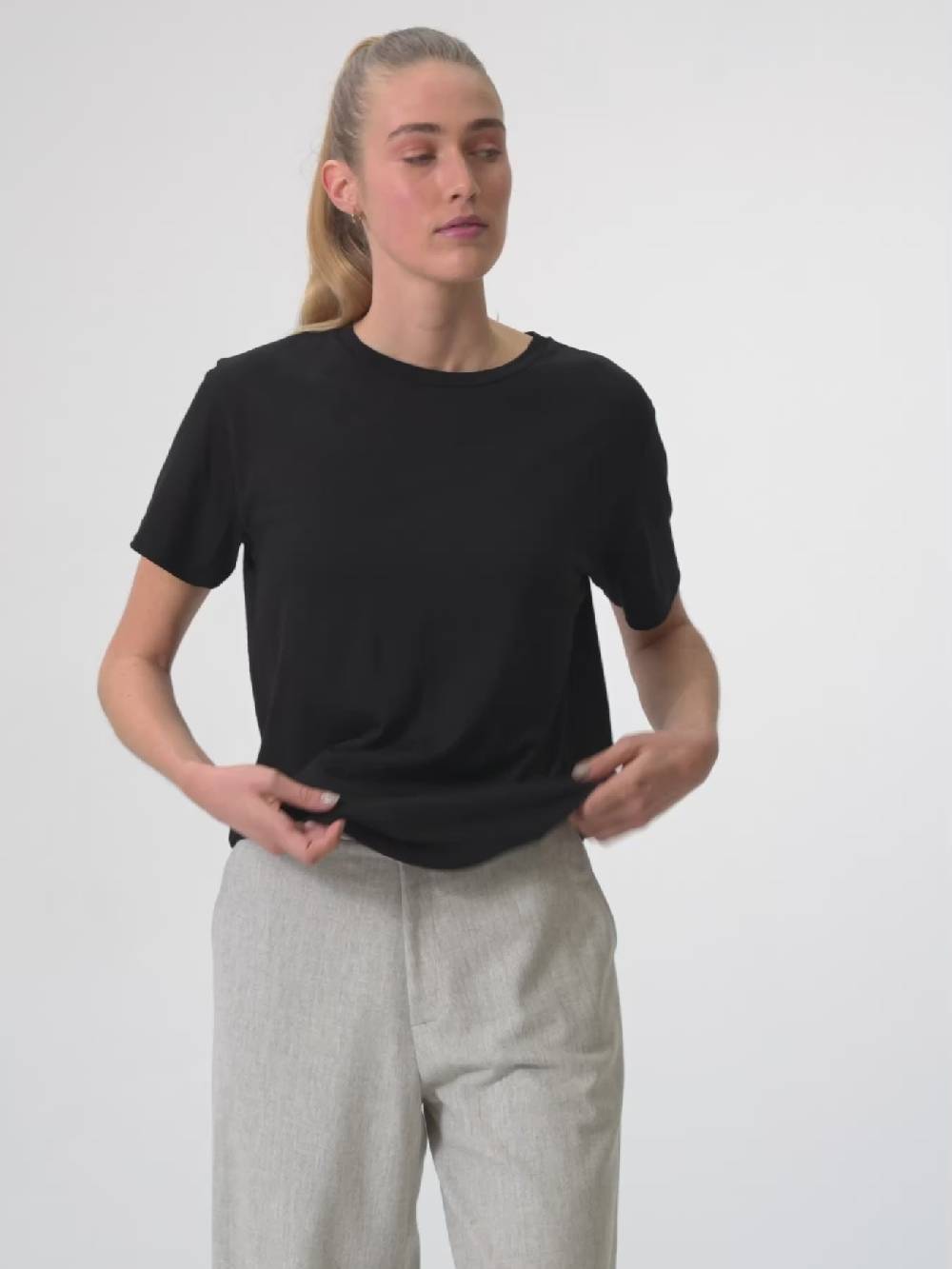 Pinqponq T-Shirt Merino - Sheep Black (Female) Valentinstagsangebot