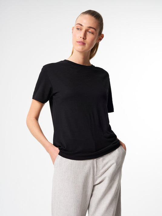 Pinqponq T-Shirt Merino - Sheep Black (Female) Valentinstagsangebot