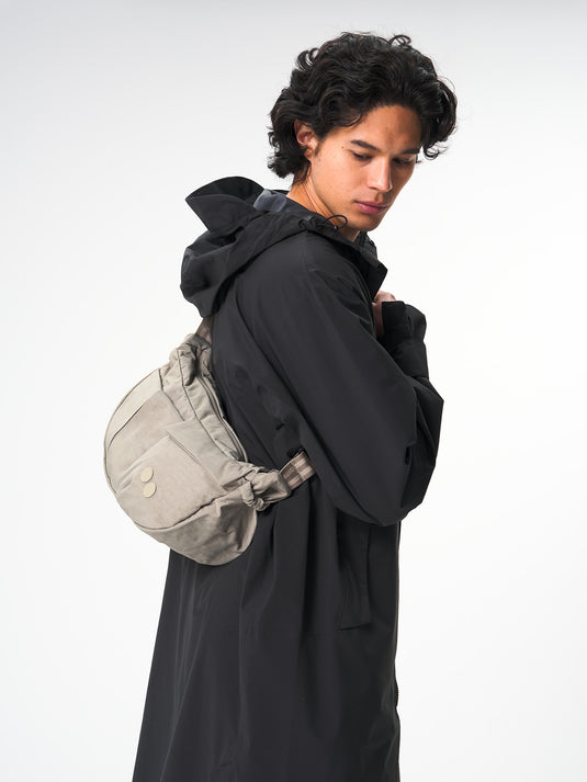Pinqponq Krumm Medium - Crinkle Taupe Saisonale Angebote