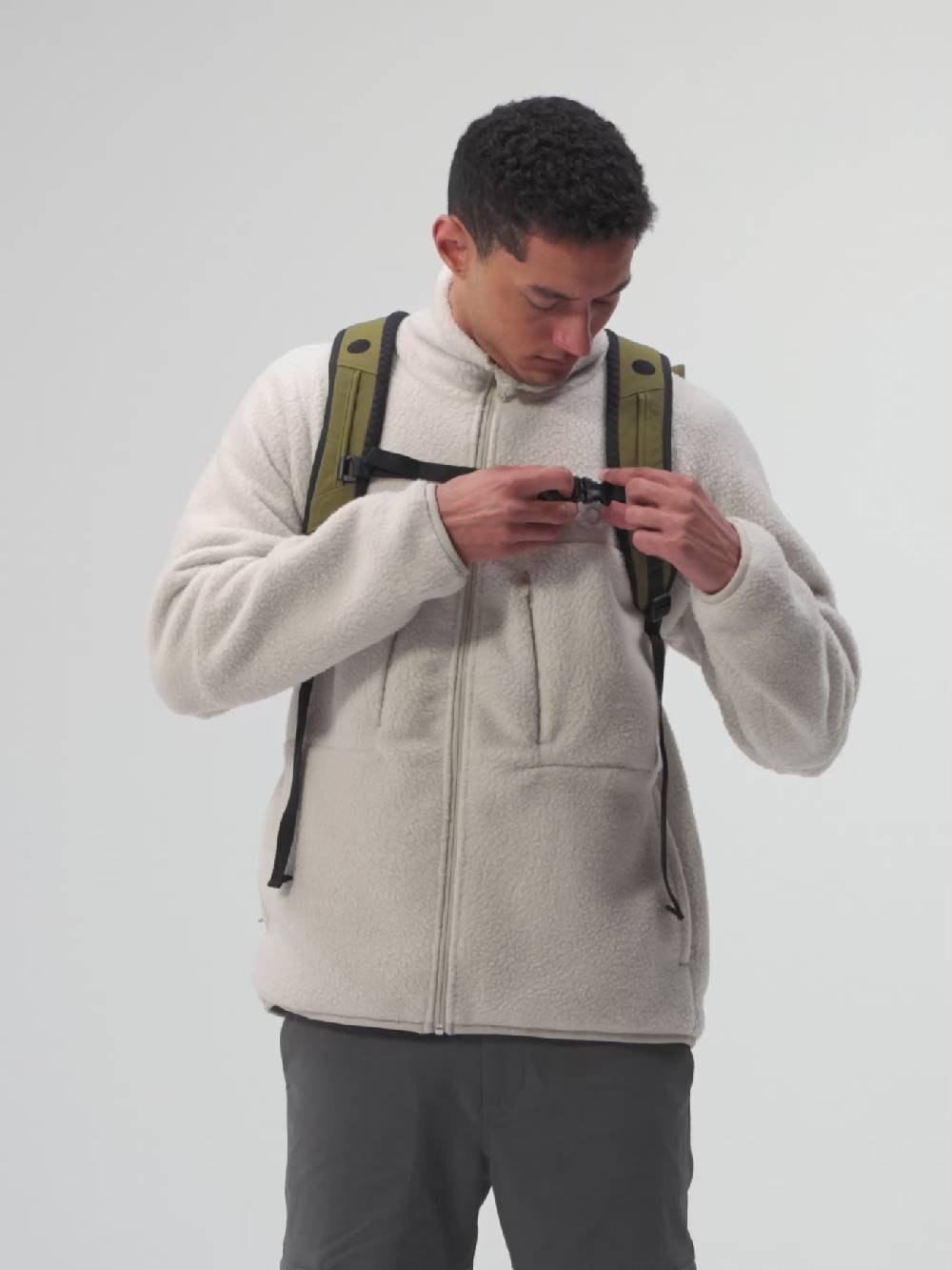 Pinqponq Kross - Solid Olive Fabrikpreis