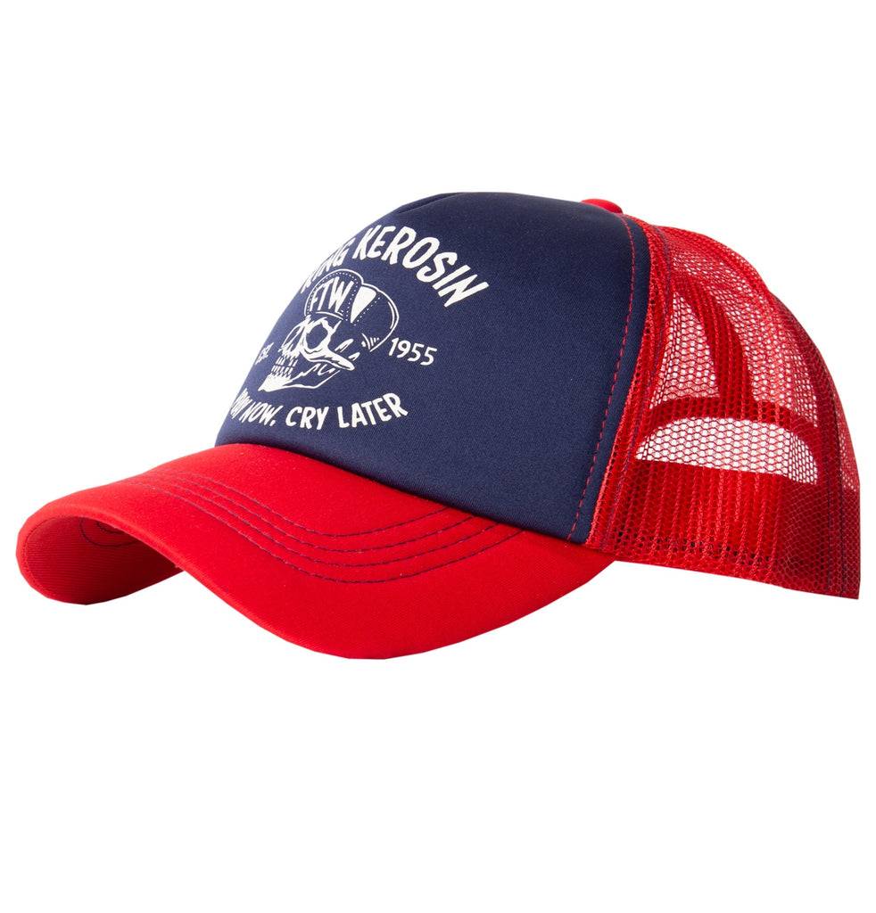 Queen Kerosin Trucker Cap «mit kontrastfarbenem Print «Pray now. cray later» 2025