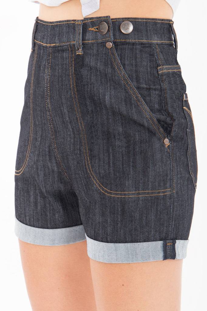 Queen Kerosin High Waist Jeans Shorts mit seitlichem Reißverschluss Letzter Tag