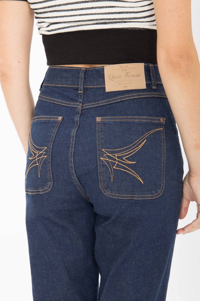 Queen Kerosin High Waist Capri Jeans mit seitlichem Reißverschluss Zeitbegrenzte Promotion