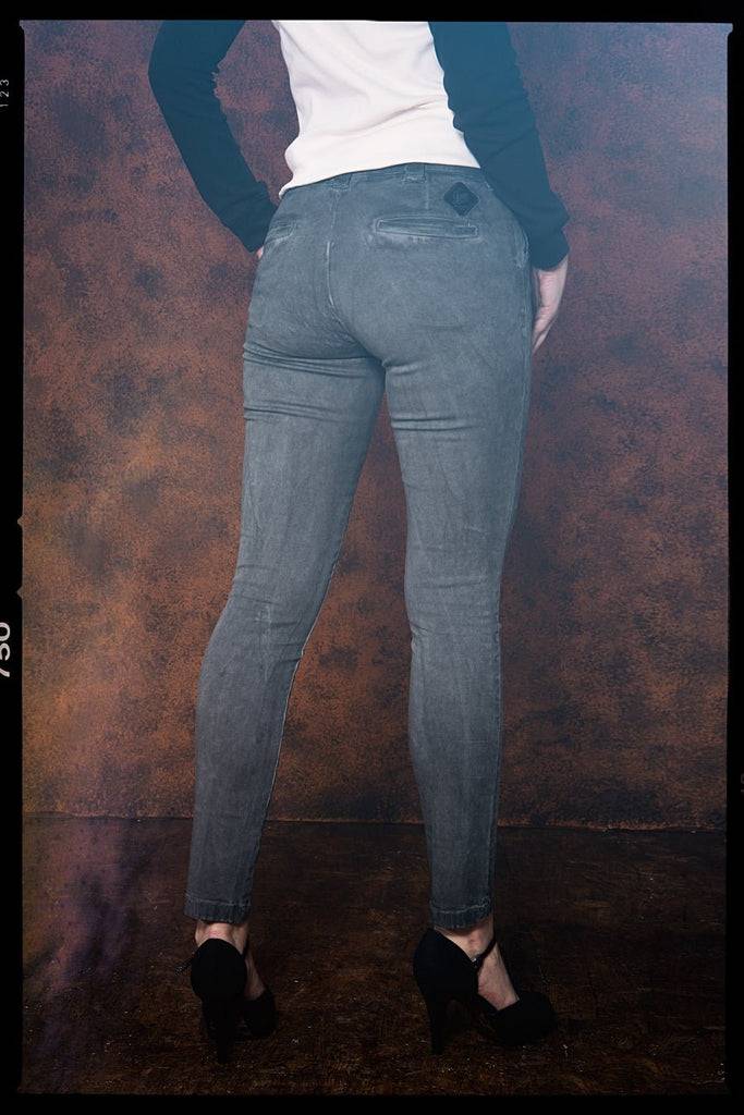 Queen Kerosin Workwear Jeanshose mit Oilwash Effekt Limitierter Zeitrabatt