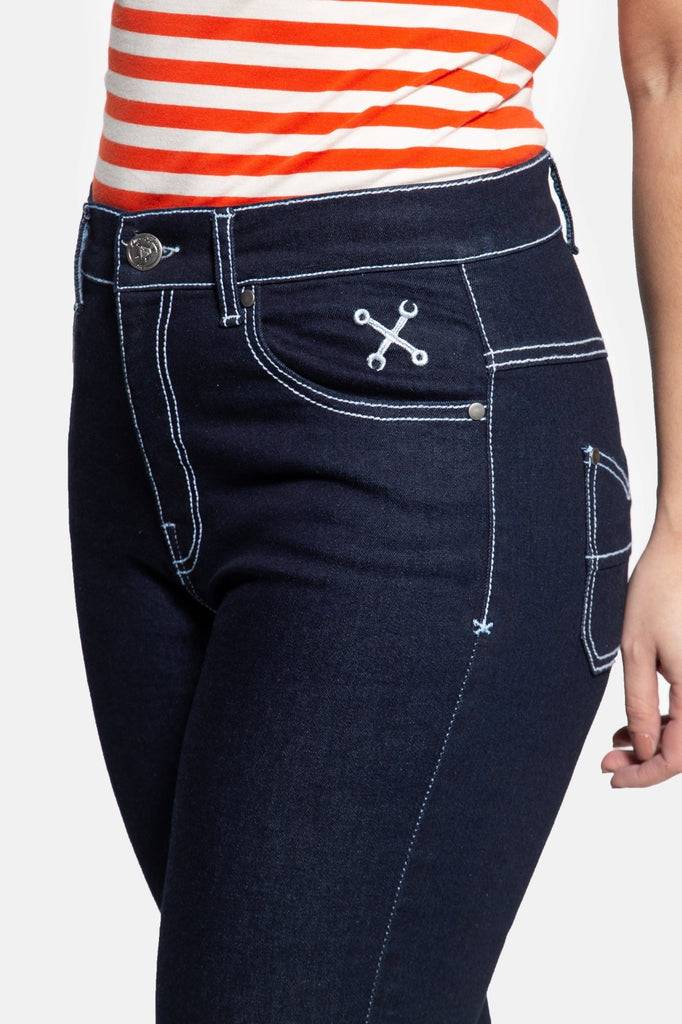 Queen Kerosin High Waist Slim Fit Jeans «Betty» Zeitbegrenzte Promotion